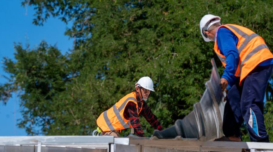 Professional residential roofers in New Waverly, TX